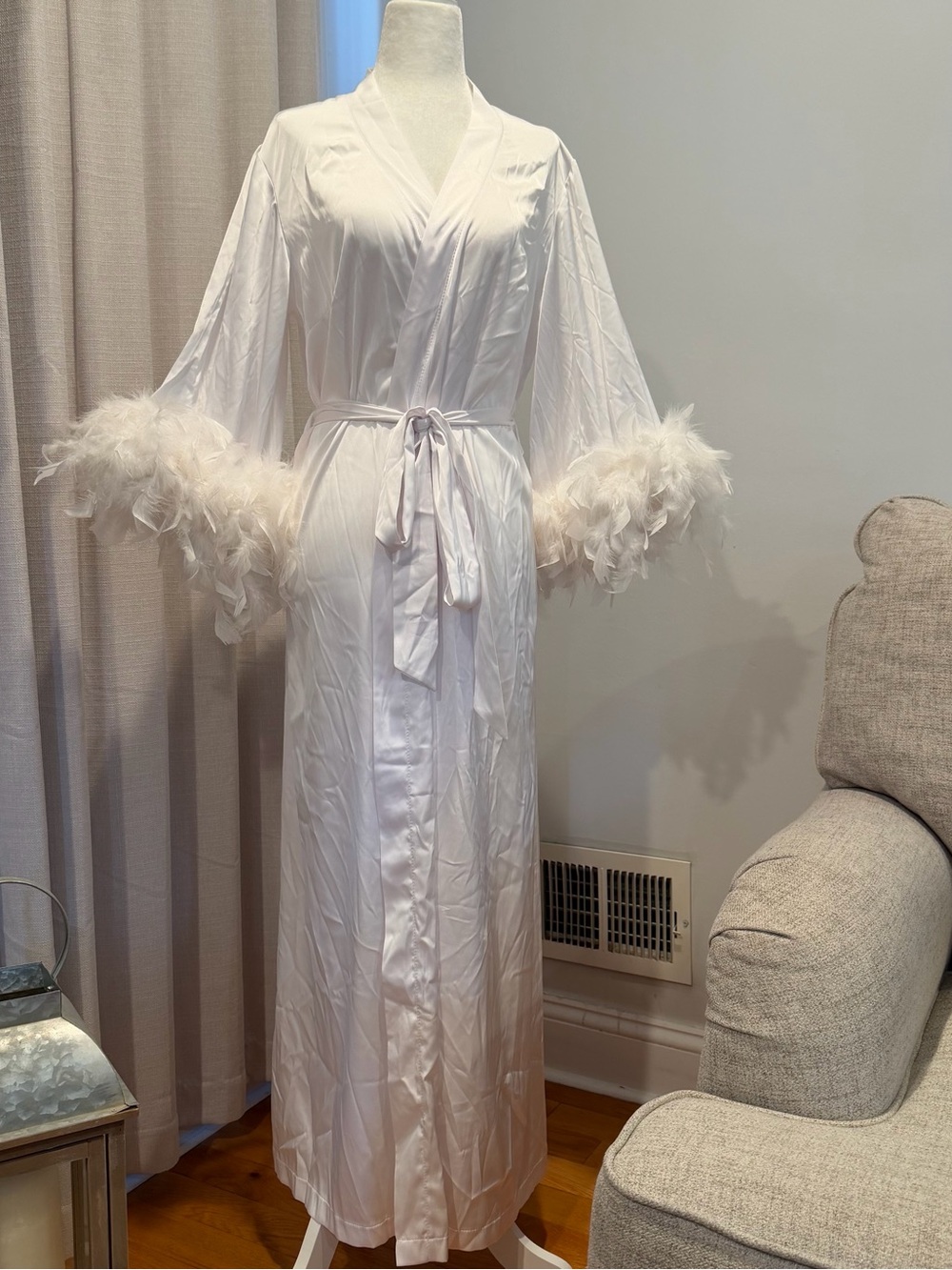 Monika Blank Bridal Robe With Boa Feather Sleeves Sizing Measured Pit To Pit